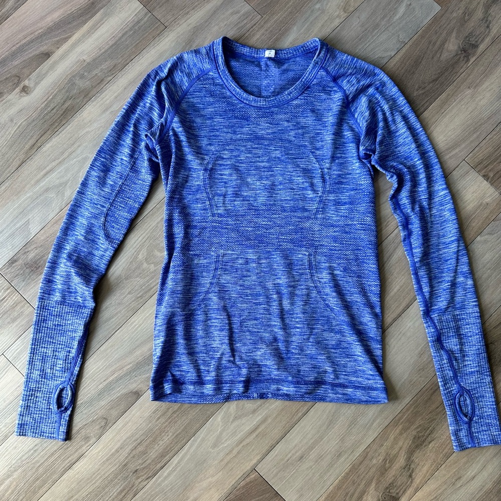 Lululemon Women’s Long Sleeve Athletic Shirt